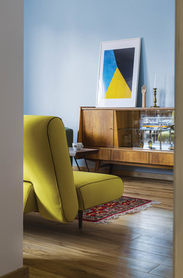 This versatile hue has universal appeal across multiple design styles. The calming color plays well with other mood-boosting hues like coral and chartreuse.